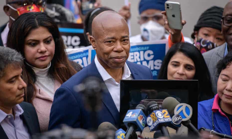 Eric Adams, fost ofiţer de poliţie, a fost ales primar al New York-ului