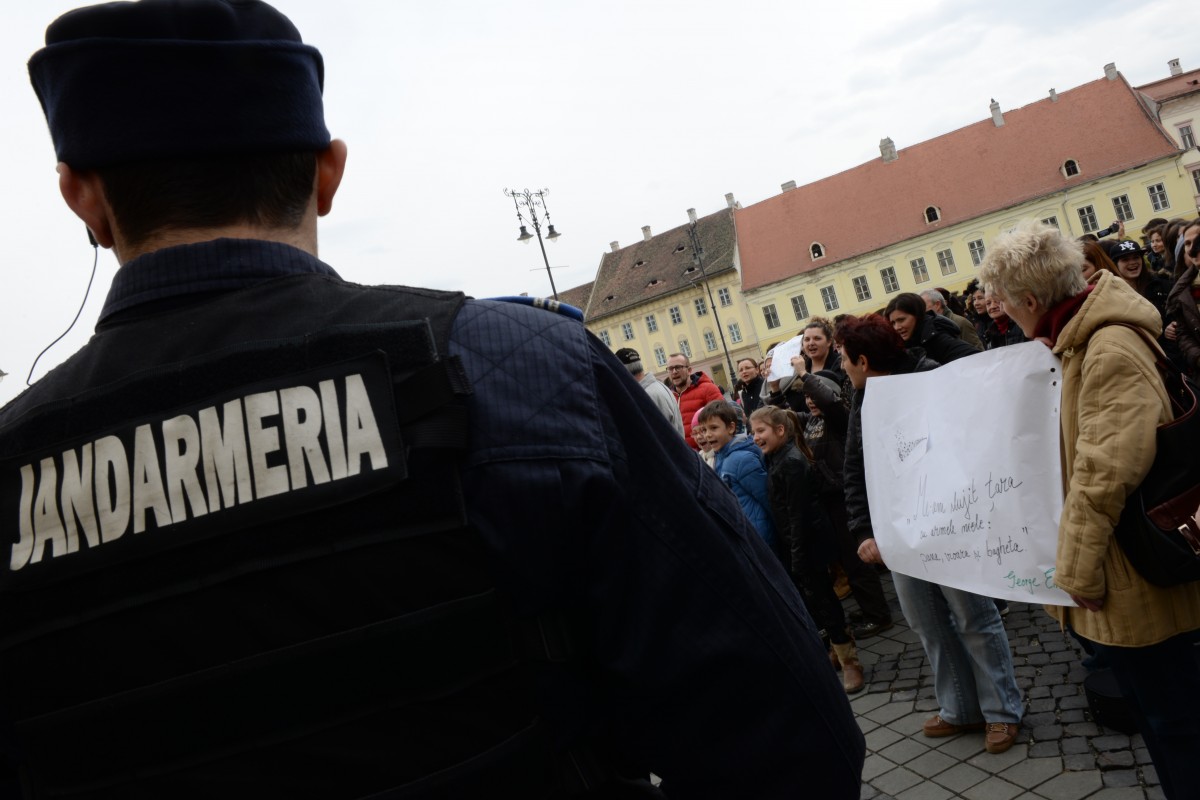 Ziua și amenda pentru certificatul verde. Jandarmeria a ajuns la amenzi de peste 6.000 de lei