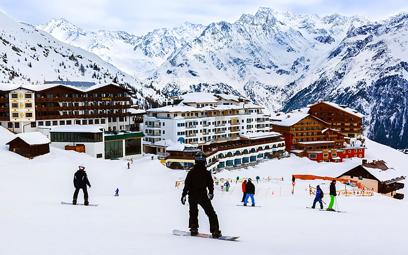 Austria introduce măsuri mai aspre pentru nevaccinați: la schi, în restaurante și la evenimentele sportive