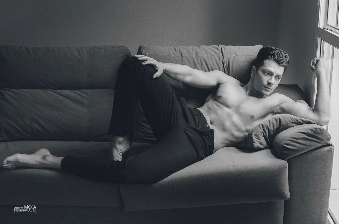 Un sibian, desemnat cel mai frumos bărbat din România, va reprezenta țara la Mister Global în Thailanda