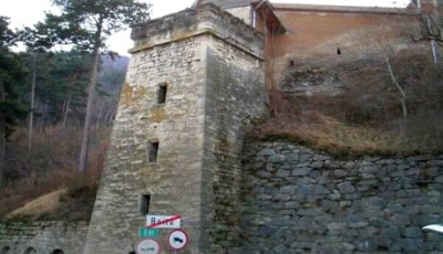 Două universități vor face gratuit studii arheologice pentru Castelul Turnu Roșu de la Boița. Consiliul Județean vrea să-l reabiliteze