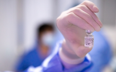 OMS a aprobat în regim de urgență vaccinul indian anti-Covid. Omologarea ”trebuie să faciliteze accesul ţărilor sărace la vaccinuri”