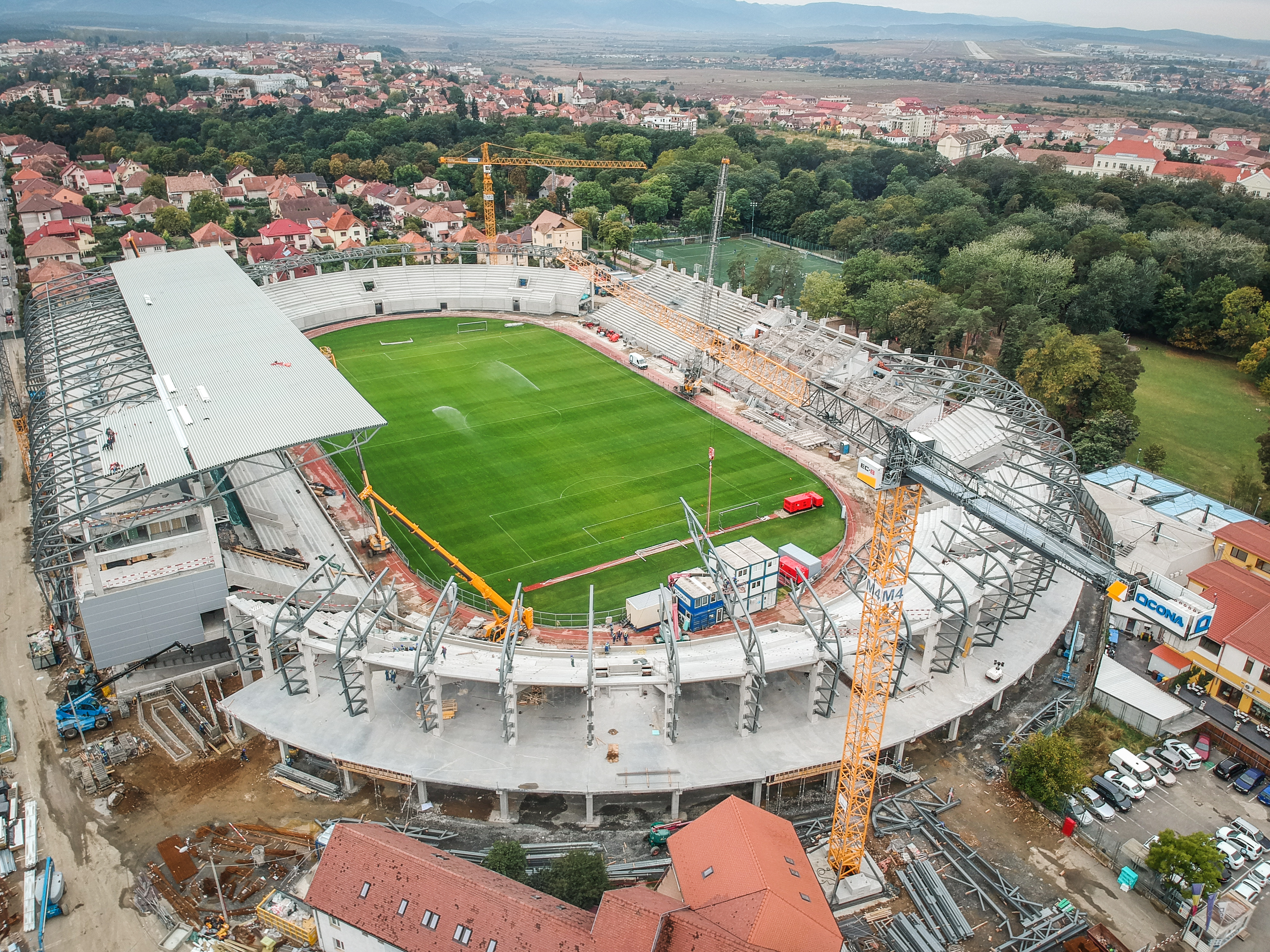 Stadionul: ”amatorism și lipsă de viziune”. După scumpirea cu 43 mil. lei, demolările de 1,5 mil., va mai fi nevoie de cel mult două milioane