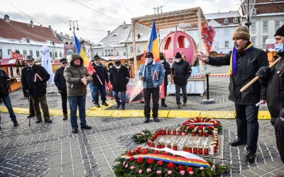 Asociația Sibiu Decembrie ’89, la comemorarea Revoluției: „Păcat că orașul nu reușește să onoreze acel eveniment deosebit de valoros”