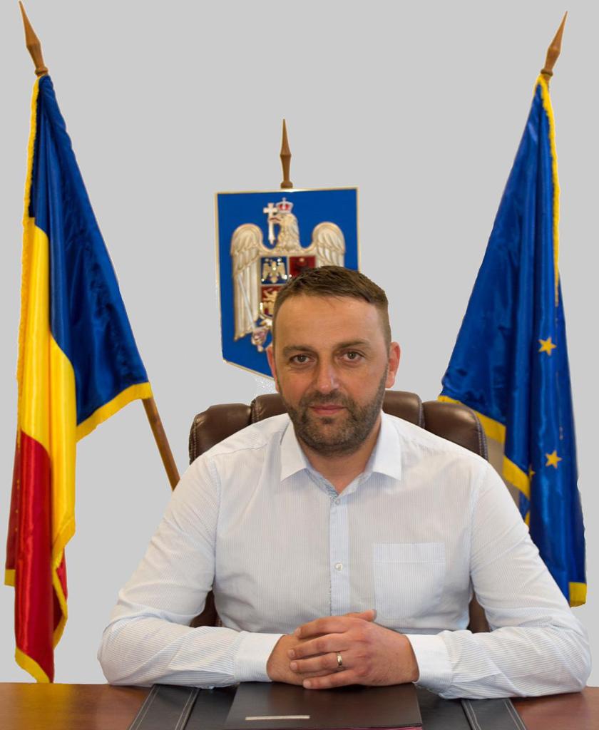 Mesajul de Crăciun din partea Primăriei Șelimbăr
