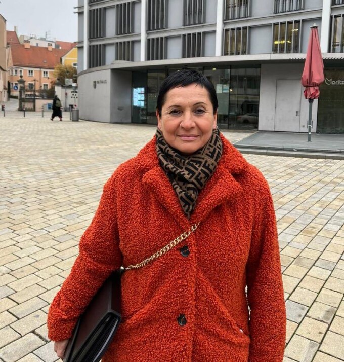 De la femeie de serviciu, la consilier de primărie în Germania. O sibiancă luptă pentru a face o imagine bună României