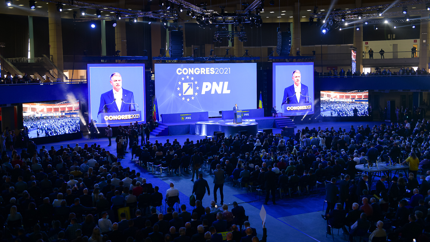 Două dosare penale deschise de Parchetul general pentru de organizarea Congresului PNL în plină pandemie