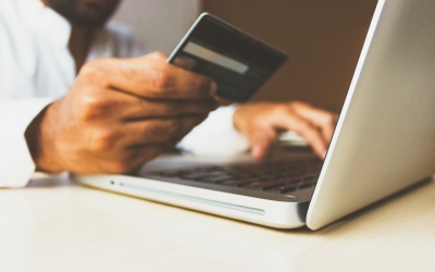 Șelimbăr: În ianuarie s-au făcut mai multe plăți online decât în tot anul trecut