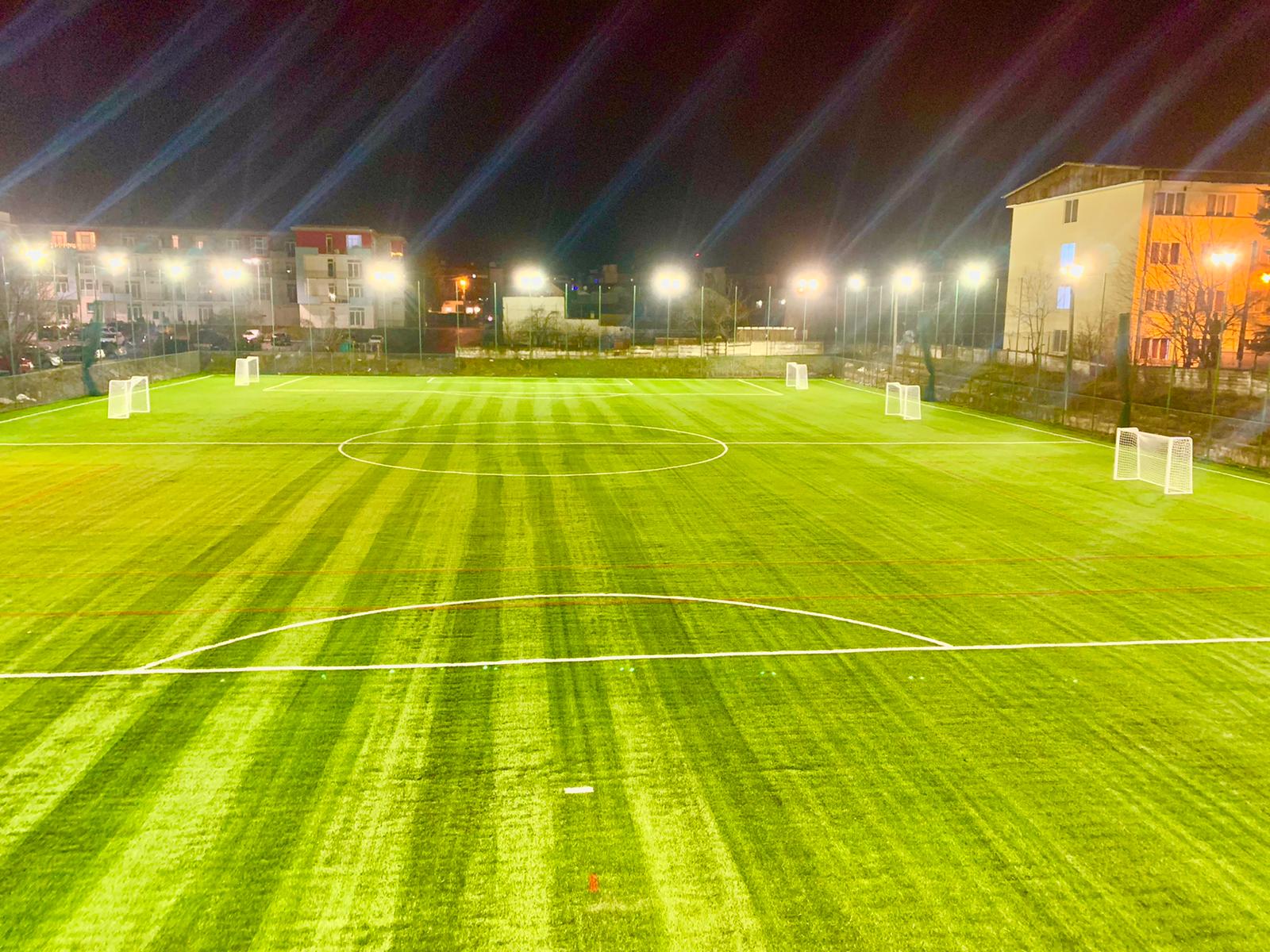 Mitropolia Sibiului: Terenul de fotbal din spatele Liceului Carol I a fost finalizat