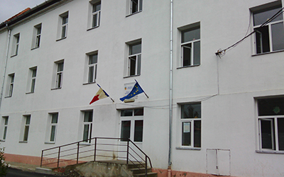 De ce focarele Covid-19 ”se sting” atât de greu? Exemplul de la Dumbrăveni