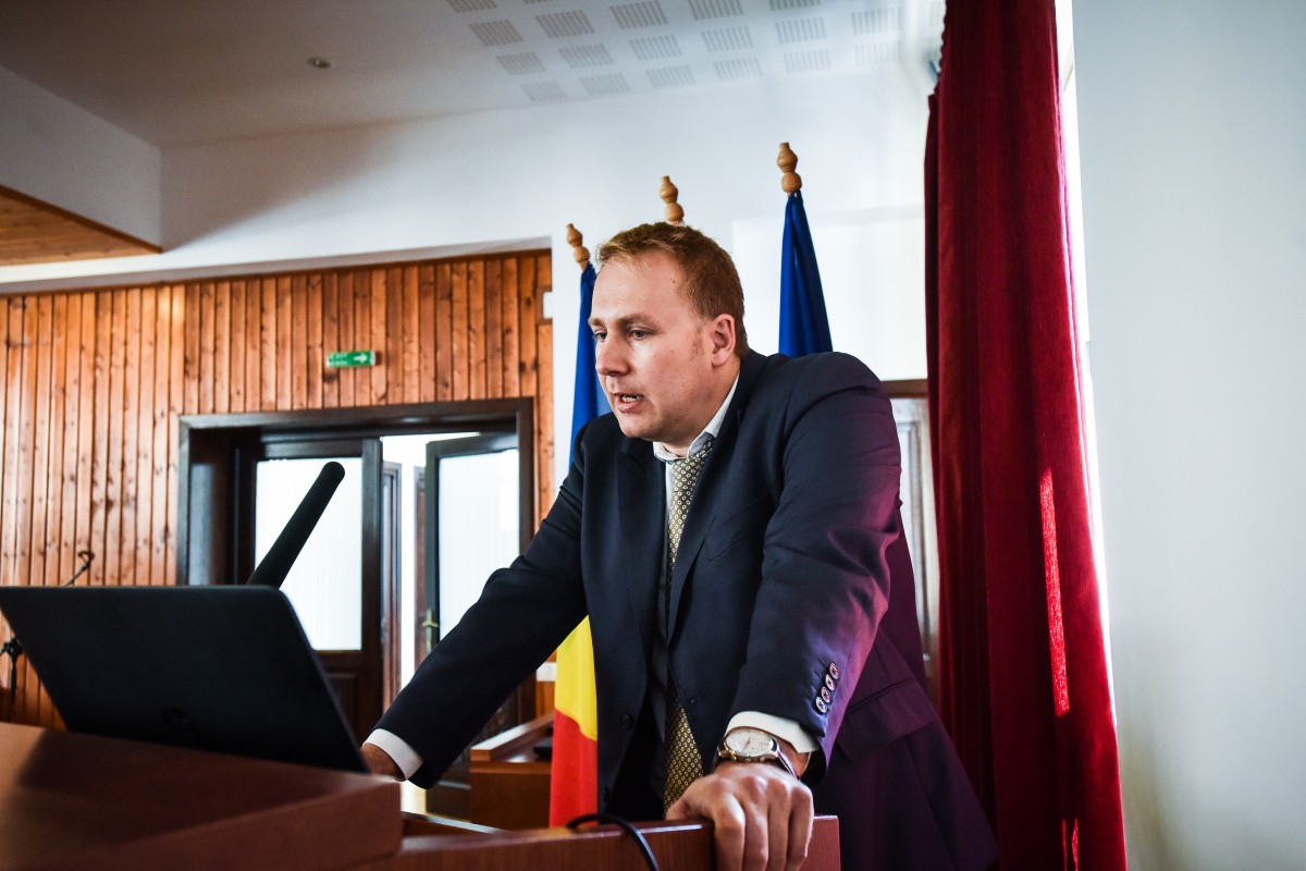 Cîțu a explicat de ce l-a luat consilier pe Costache. ”Un specialist de nivel mondial”