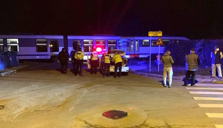 Victima călcată de tren aseară este o fetiță de 13 ani