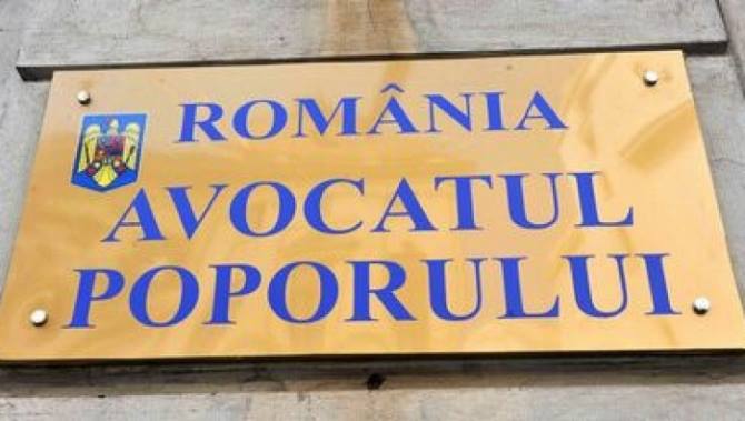 Avocatul poporului cere reglementarea la nivel național a măsurii prin care pacienții agitați sunt imobilizați