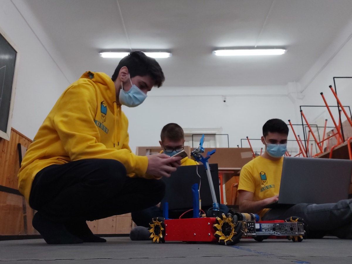 Maniacs Demo 2021. Turnirul roboților - organizat de Colegiul Brukenthal și Marquardt