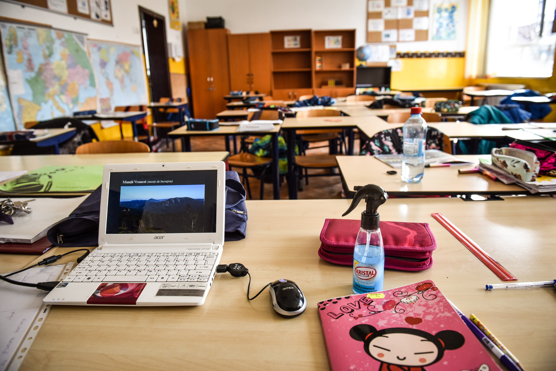 Ministrul Educației: Finalul semestrului al doilea se decalează și se micșorează vacanța de vară cu două săptămâni