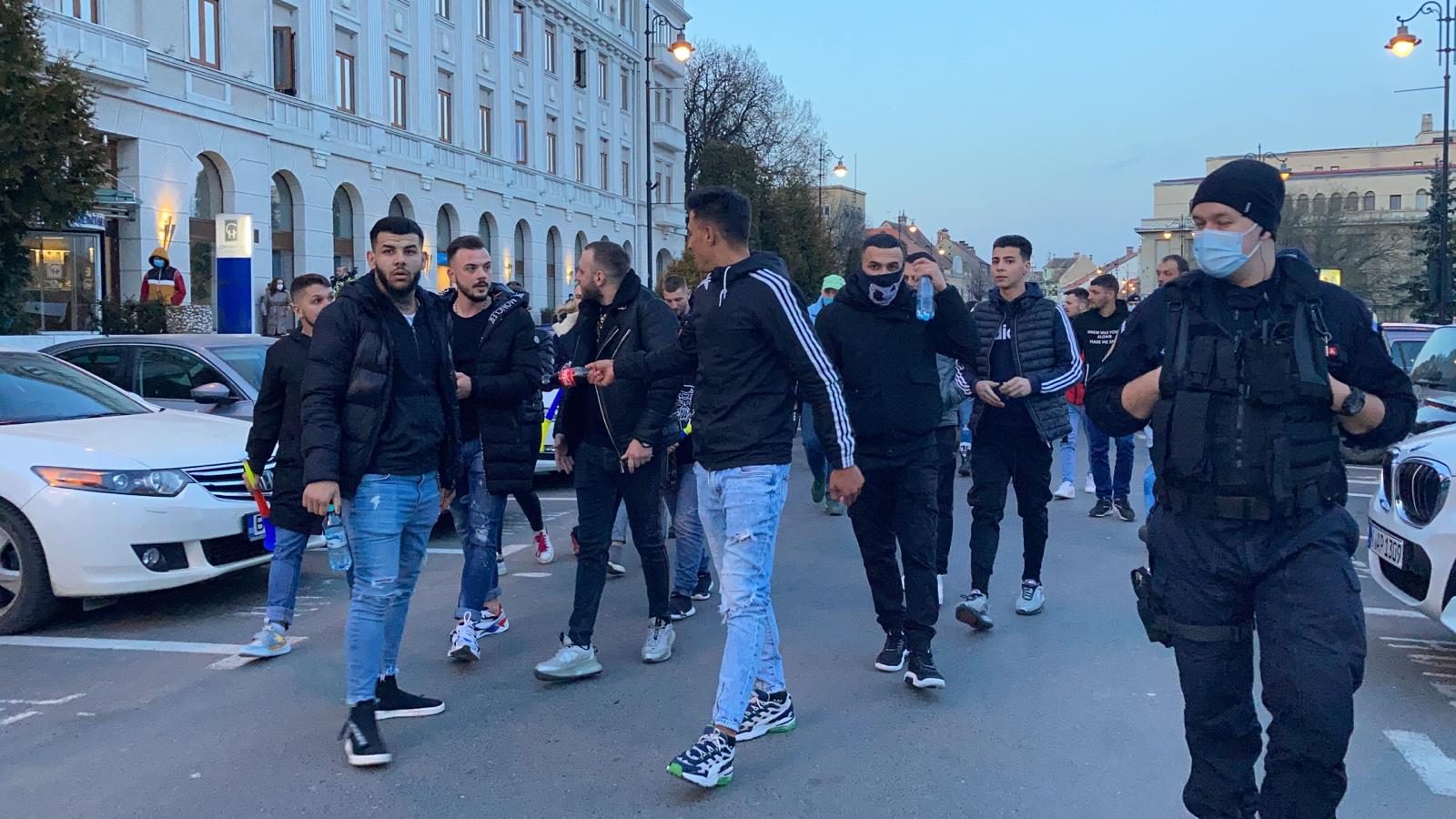 FOTO-VIDEO Surpriză la final de protest. Jandarmeria anunță că participanții vor fi sancționați