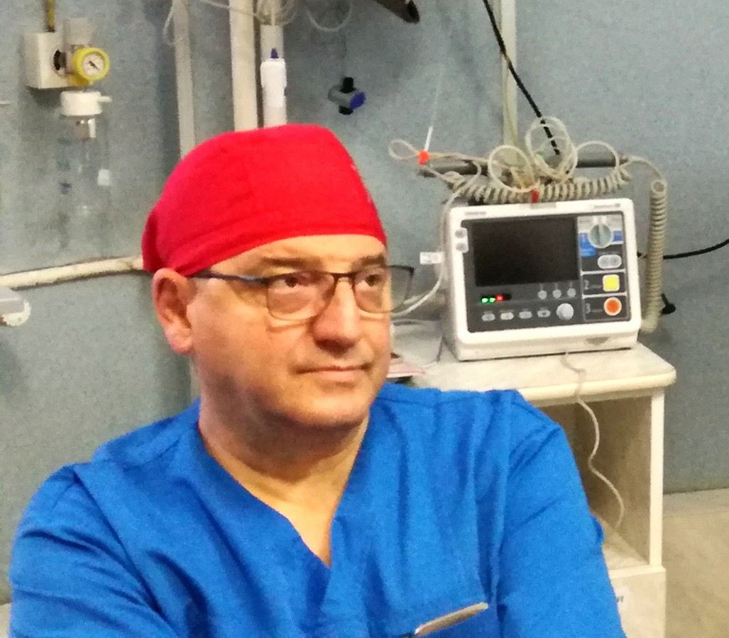 Șeful secției ATI răspunde întrebărilor TS: ”Legarea de pat a pacienților se practică în toate secțiile de terapie intensivă”