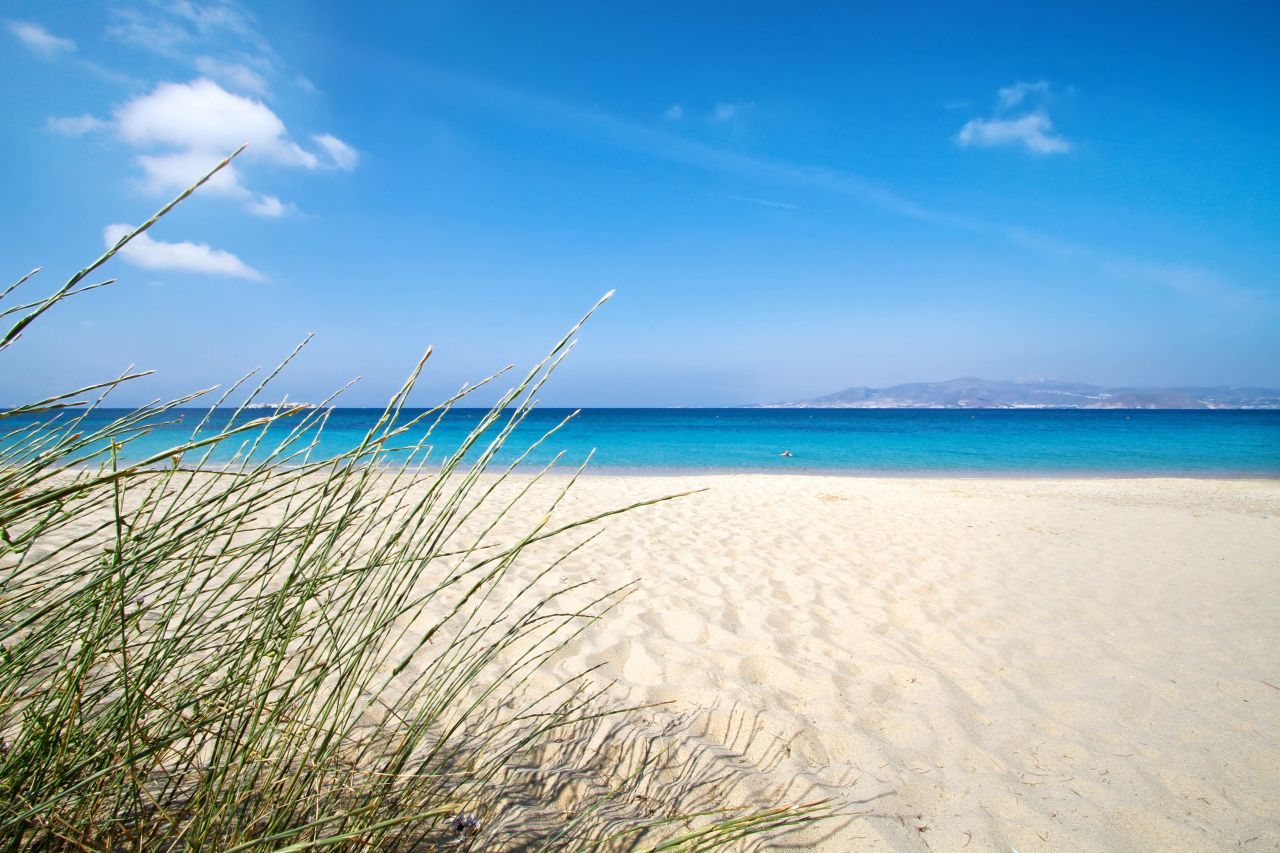 Grecia va ridica din 19 aprilie cerinţa intrării în carantină pentru turiştii veniţi din celelalte ţări UE