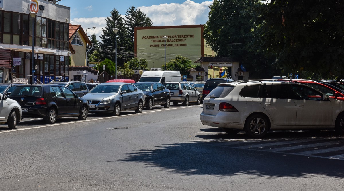 Proiect în dezbatere: din iunie, și parcările de pe Ștefan cel Mare și Constantin Noica devin cu plată