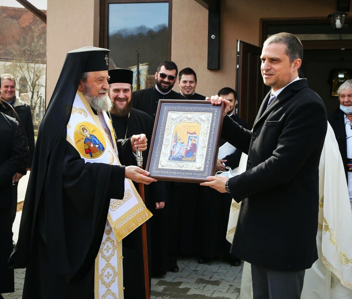 Trif, președintele PSD Sibiu, se laudă și el cu fotografii în care nu poartă mască: ”aveam anticorpi suficienți”