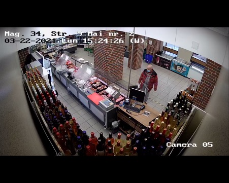FOTO-Bărbat acuzat că a furat un telefon mobil, într-un magazin Transagape. Dacă îl recunoașteți, anunțați Poliția!