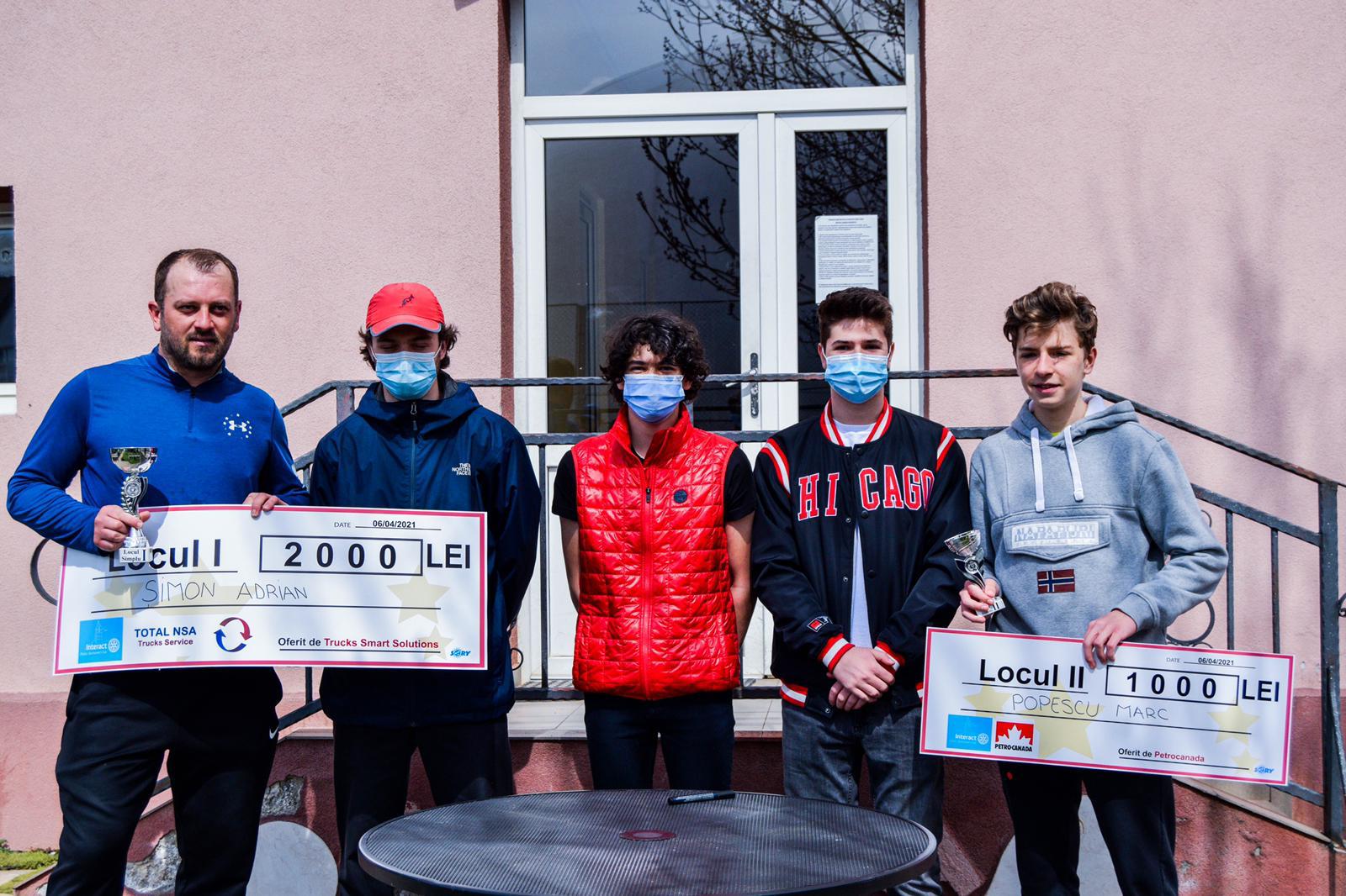 Adrian Șimon este câștigătorul turneului Interact Tenis Open. Profitul obținut în urma competiției a fost donat