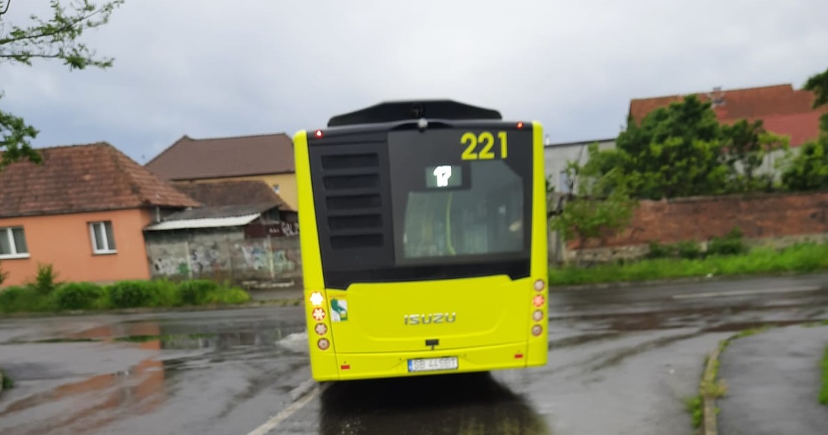 Un sibian și-a recuperat telefonul pierdut în autobuz cu ajutorul unui copil: „Este meritul lui”