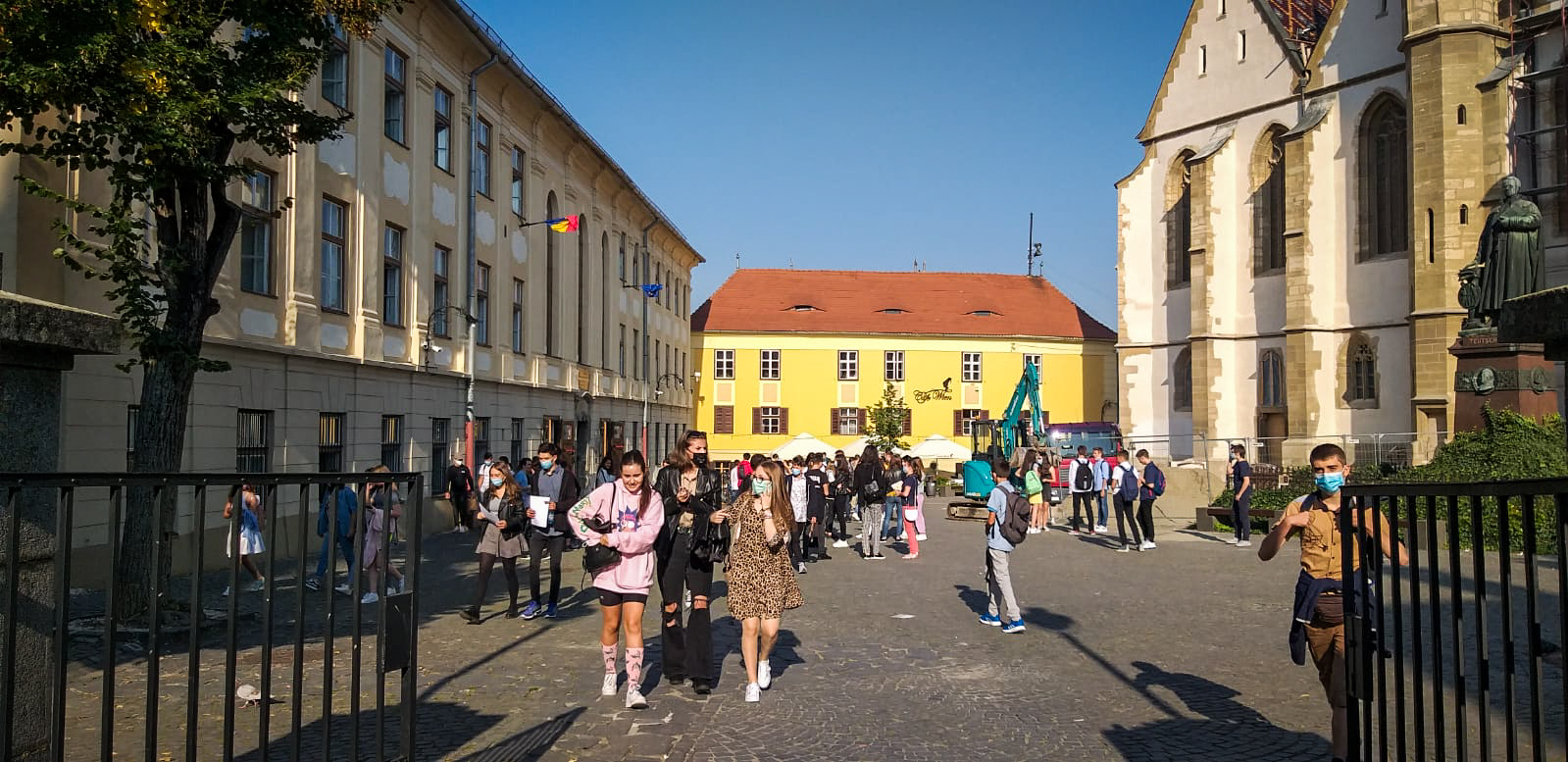 Autoritățile pregătesc începerea campaniei de vaccinare în școlile sibiene