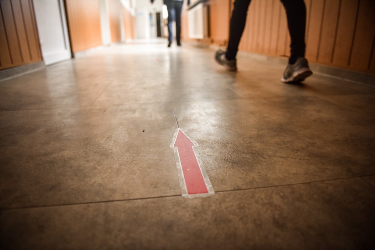 Elevii din Cisnădie se reîntorc în on line. Rata de incidență este de 1,07