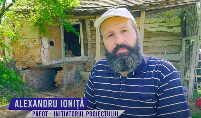 Viața în Casa Românească din Gușterița suprinsă prin camera de filmat a unui tânăr sibian
