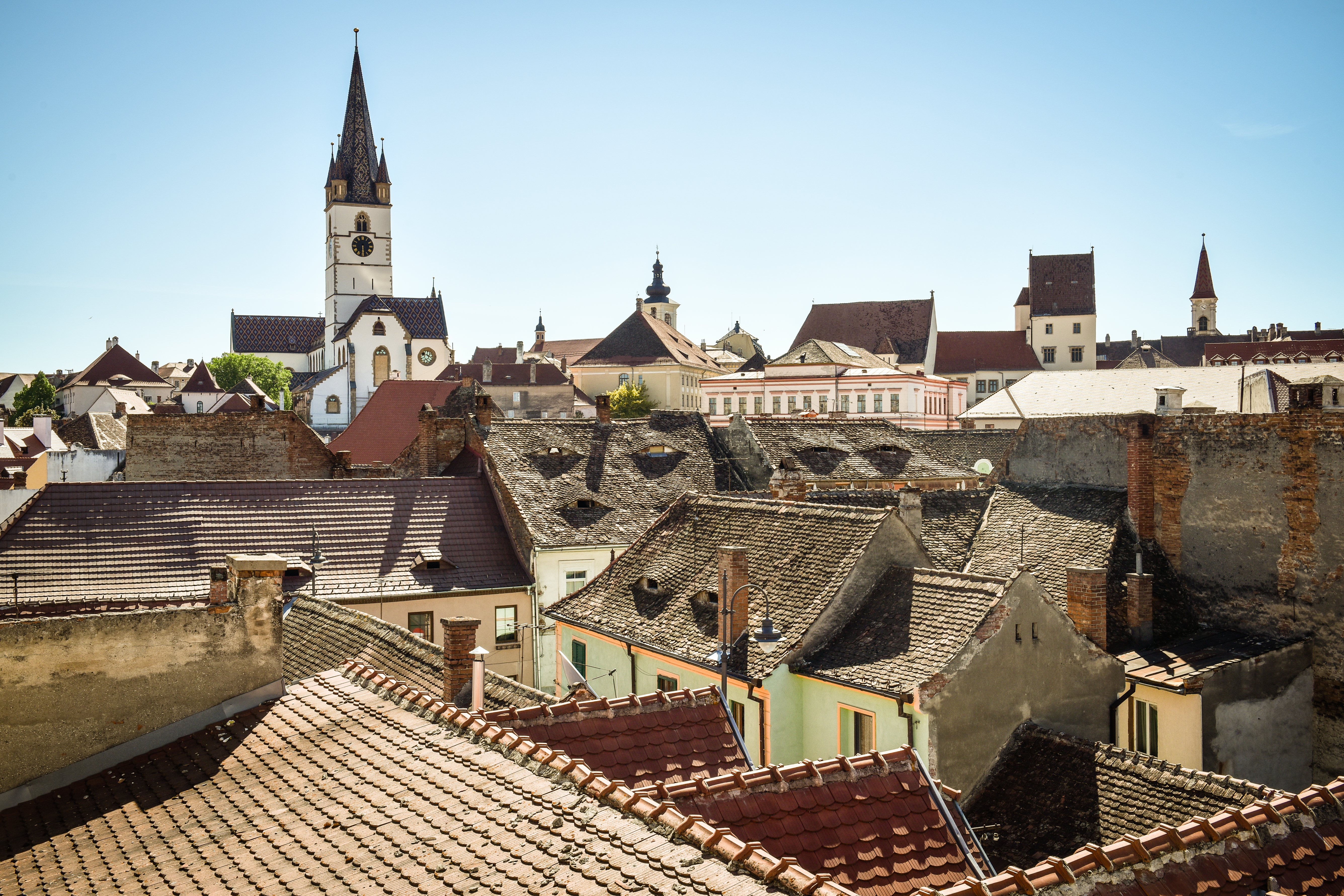 Comunitatea Code for Romania ajunge la Sibiu. Programatori voluntari vor crea aplicații digitale pentru dezvoltarea României