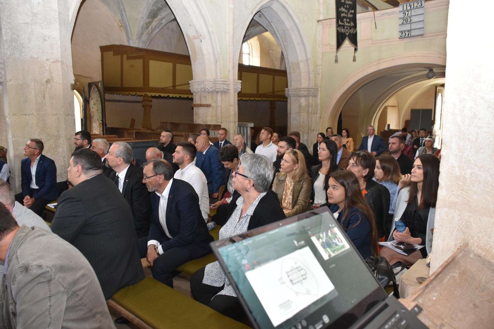 Simpozion organizat de Accademia Templare, secțiunea Transilvania: „Biserica din Richiș între lumea celtică și templierii de astăzi prin rânduiala sașilor”