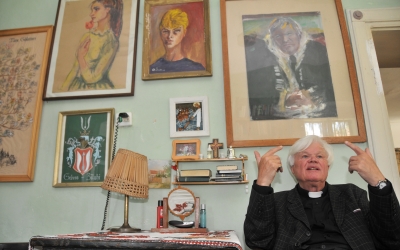 Eginald Schlattner, decorat cu Crucea de merit a Germaniei: În sat figurez ca popa saşilor