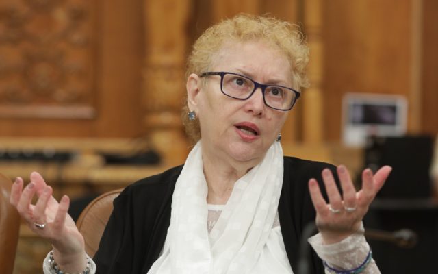 CCR: Revocarea lui Renate Weber din funcţia de Avocat al Poporului - neconstituţională