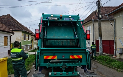 Activități de monitorizare a serviciilor de colectare selectivă în zonele Agnita și Săliște. ADI ECO Sibiu: „Ne-am asigurat că oamenii colectează corect”