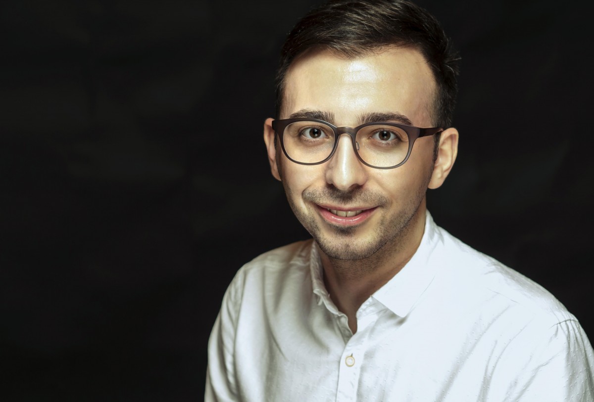 Singurul director din Sibiu care se revoltă: 50 de spectatori care tac sunt mai periculoși decât 200 de oameni care povestesc?