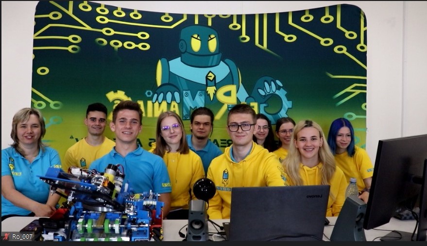 Marquardt sprijină echipele de Robotică. Gear Maniacs a câștigat premiul Innovate Award în competiția First Tech Challenge 2021