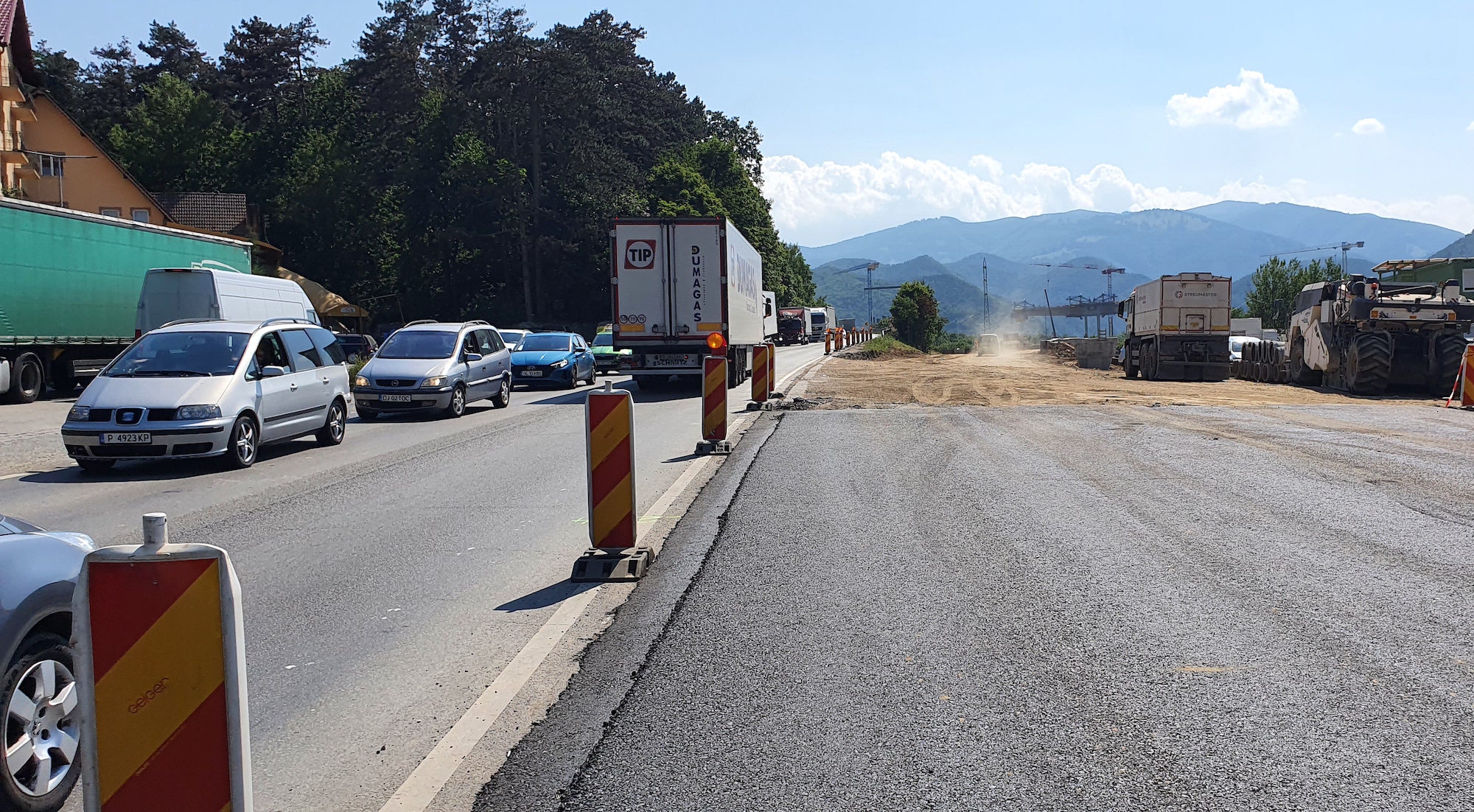 Drumul cu patru benzi care dublează autostrada înainte de Boița, gata anul acesta. Dispare un punct negru