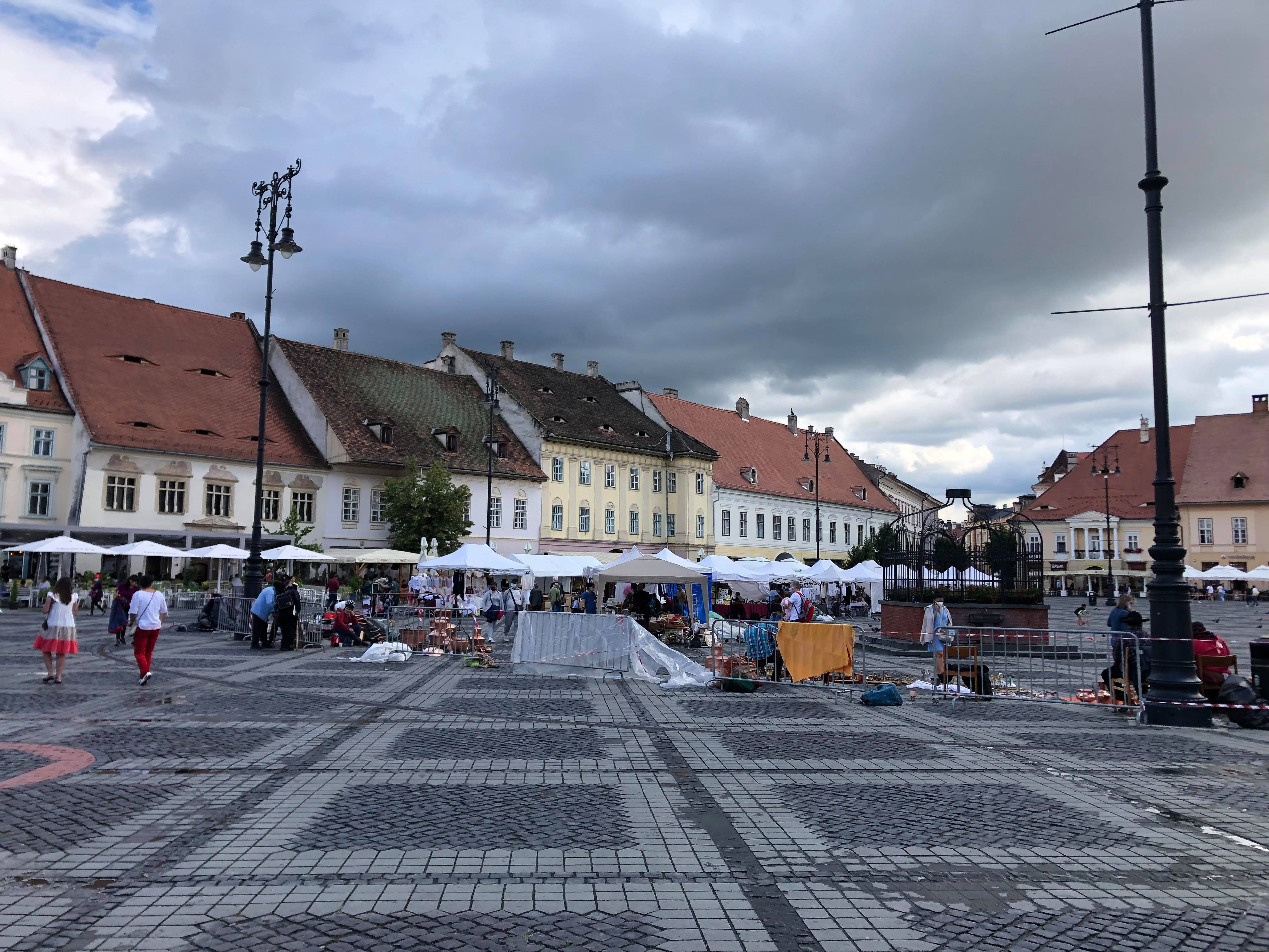 Festivalul romilor amendat cu 5.000 de lei, pentru nerespectarea regulilor COVID-19
