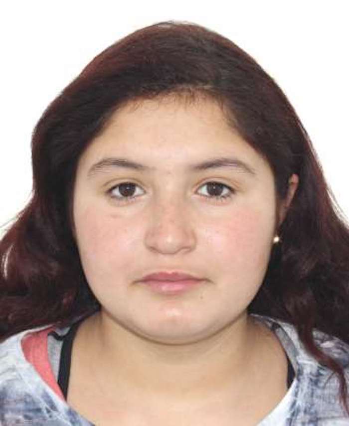 O fată de 14 ani a dispărut de acasă. Dacă o vedeți sunați la 112