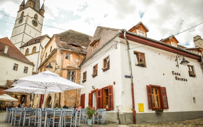 Centrul Sibiului, animat de un nou local. Casa Grinda este restaurantul deschis de un sibian întors din străinătate după aproape 20 de ani