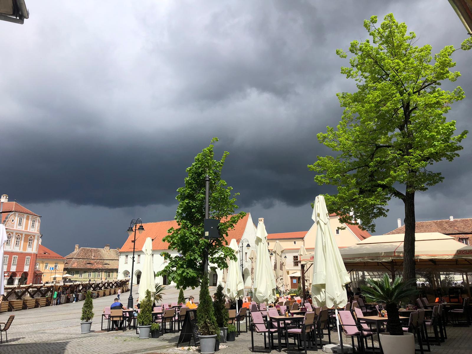 Sibiul se află în cod galben de ploi întreaga zi