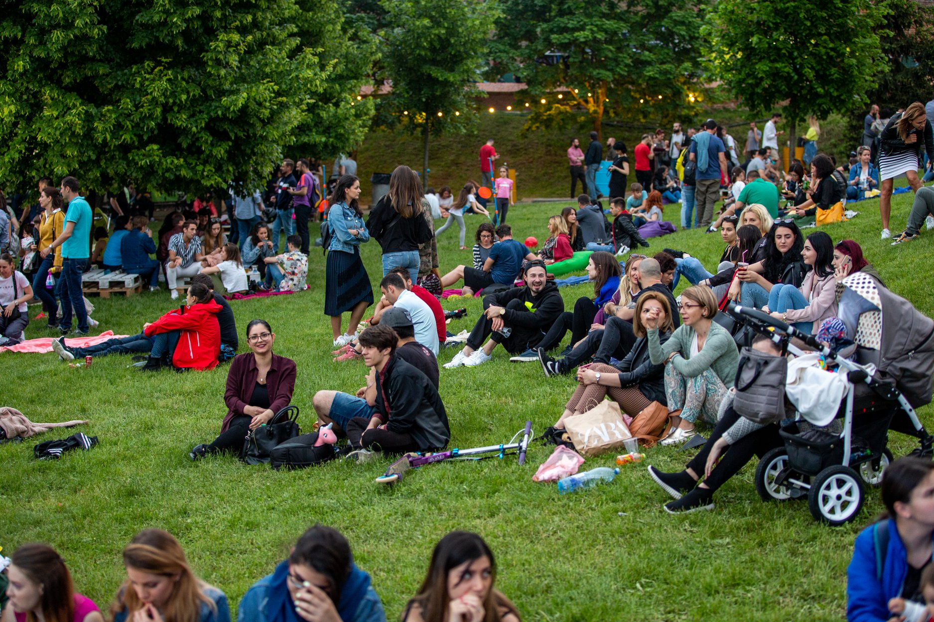 Vinfest revine la Sibiu  – Vinuri cu ștaif și zeci de food truck-uri te așteaptă în Parcul Tineretului
