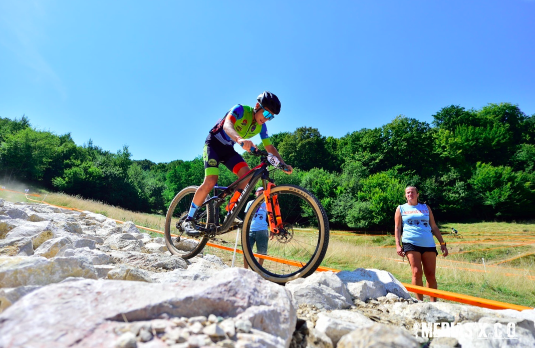 Peste 100 de sportivi din toată țara au participat o competiție de ciclism dedicată copiilor, la Mediaș
