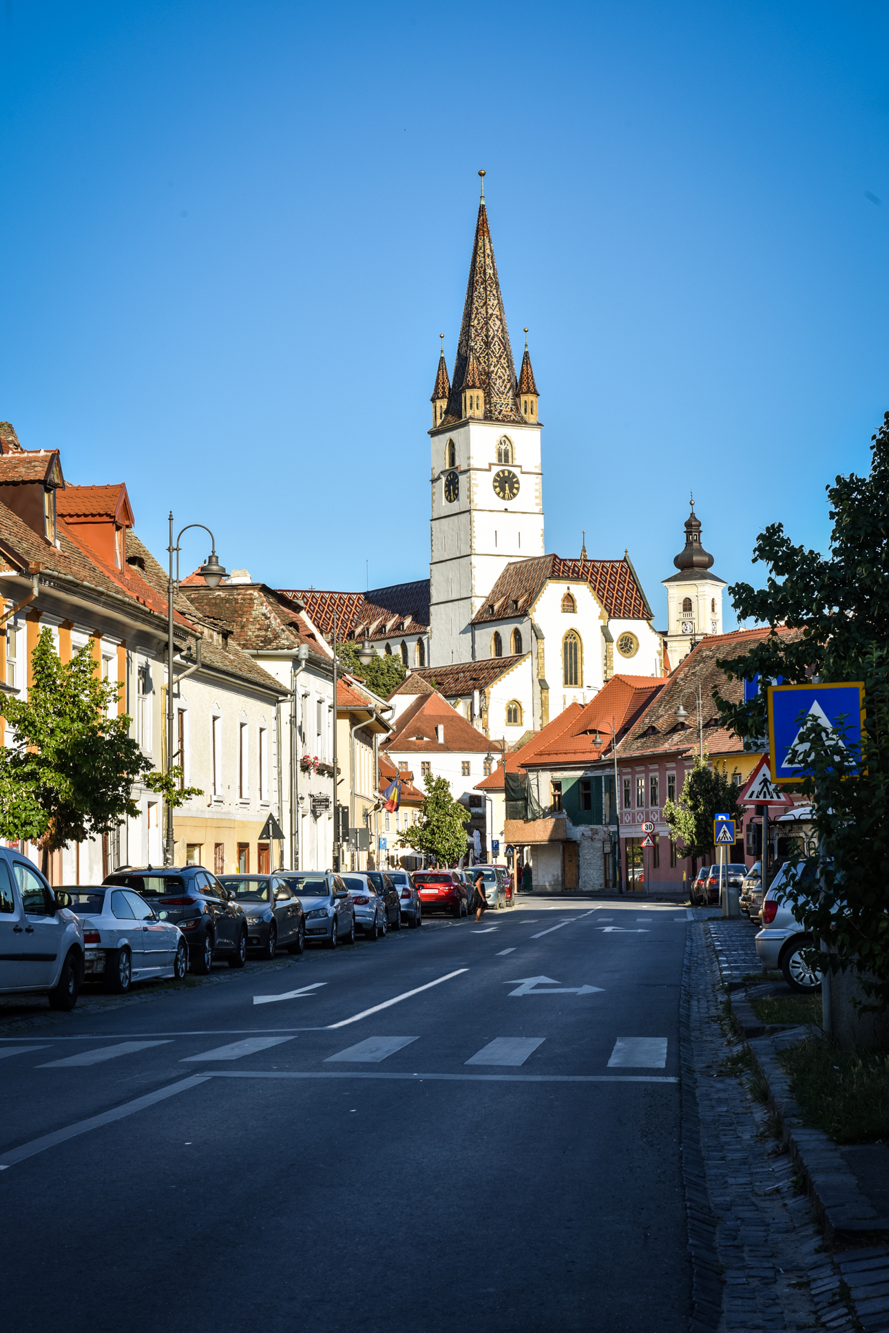 Creștere bruscă a cazurilor noi în Sibiu: 17, în ultimele 24 de ore. 5 persoane sunt internate la ATI