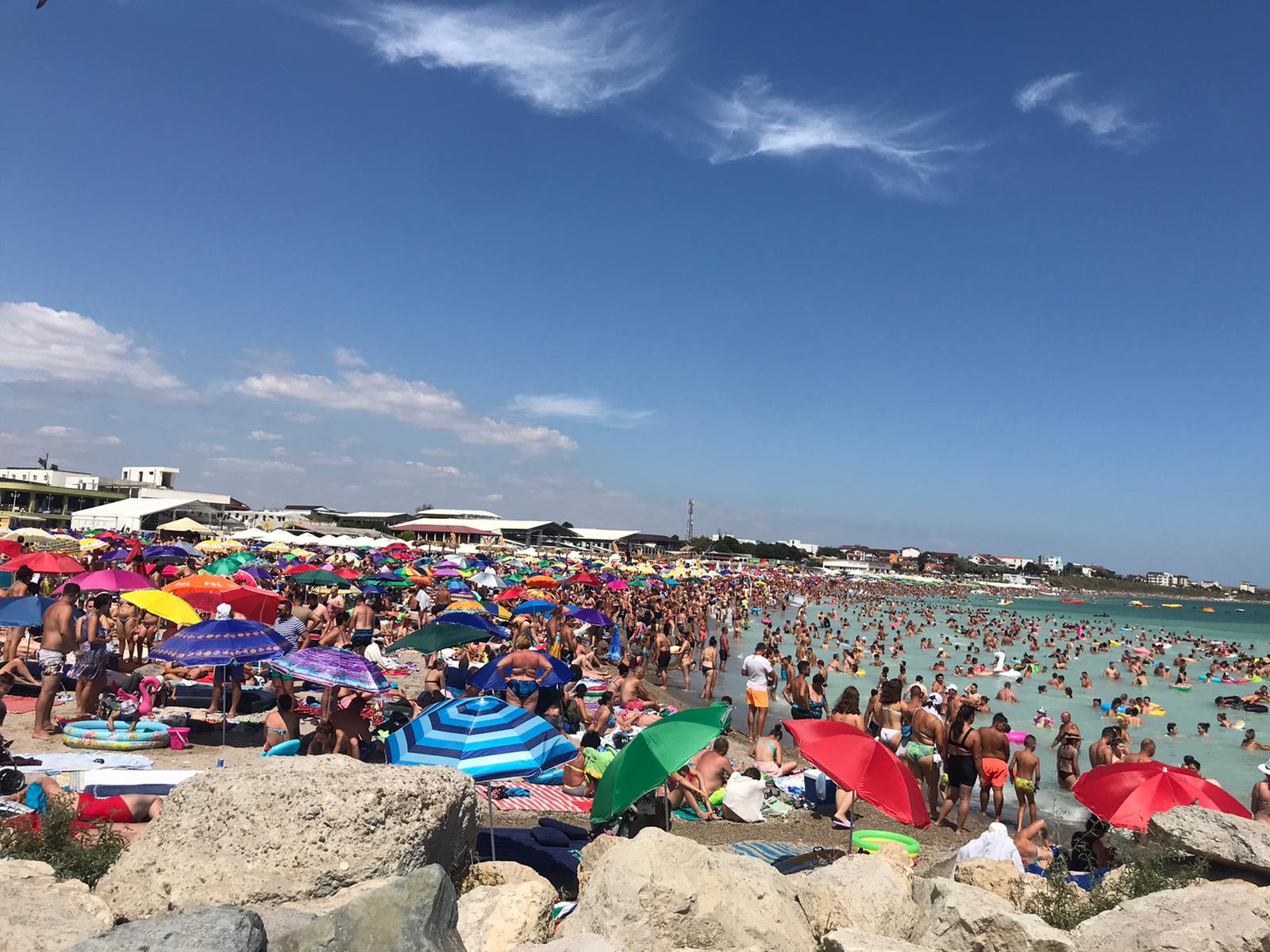 VIDEO - 27 de ore de mers cu trenul de la Sibiu la Costinești. Am fost în tabără studențească la mare, ca pe vremuri