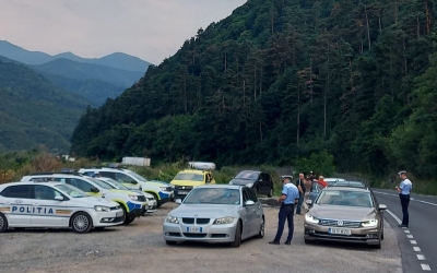 Polițiștii sibieni au dat amenzi de aproape 100.000 de lei, în trafic, în doar patru ore