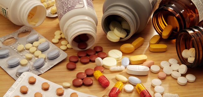 Lista medicamentelor uzuale eliberate pe bază de rețetă: „Oamenii trebuie să înțeleagă că este foarte periculos să faci tratament după ureche”