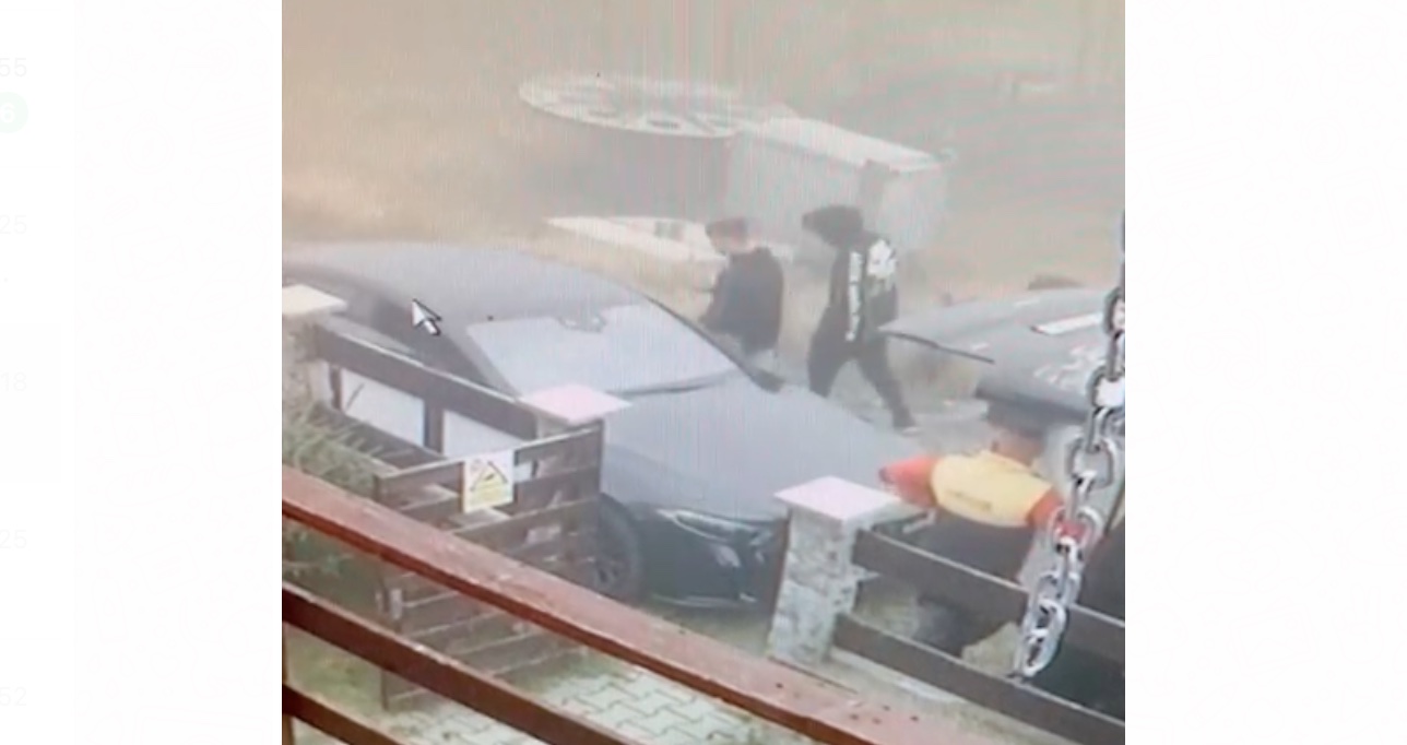 Un sibian îl acuză pe Lino Golden (Radu Cârstea) de amenințări și injurii: ”Am să vă bag în faliment!”. Solistul are propria versiune a evenimentelor