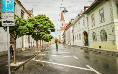 FOTO – Imagini suprarealiste în centrul Sibiului: Străzile Mitropoliei, Centumvririlor și Odobescu fără mașini